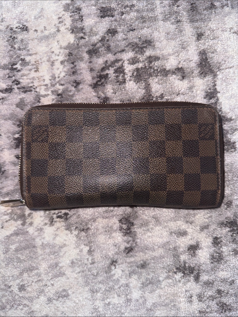 Louis Vuitton damier ebene zippy wallet